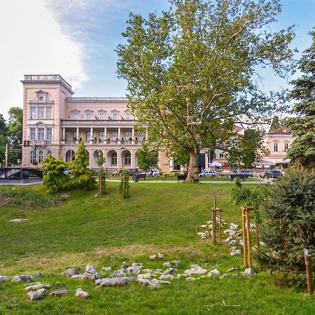Cacao Studio Next To Crystal Garden And Russian Church By Flat Mаnager София Экстерьер фото
